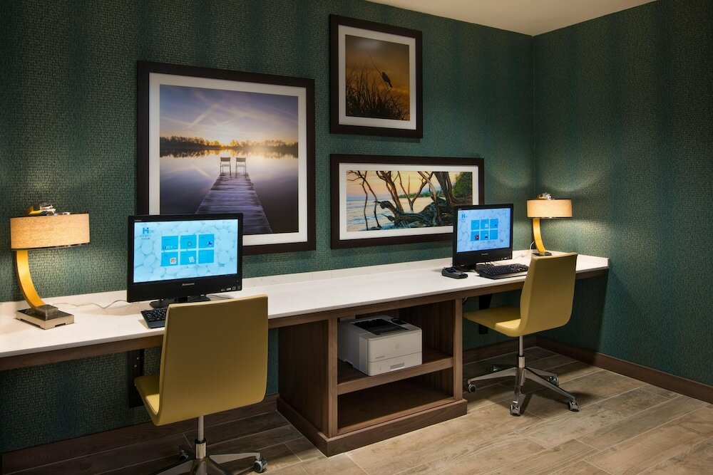Фото Hyatt House Naples/5th Avenue
