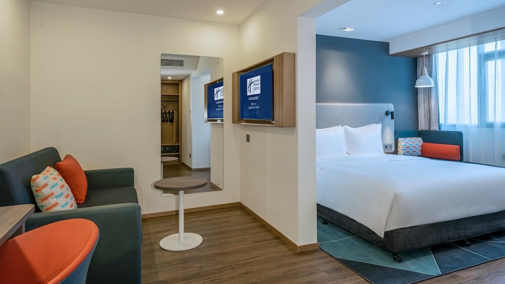 Фото Holiday Inn Express Qingdao City Center