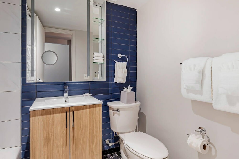 Фото Sonder The Quincy Ascend Hotel Collection