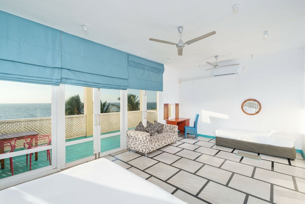 Фото Hotel J Negombo