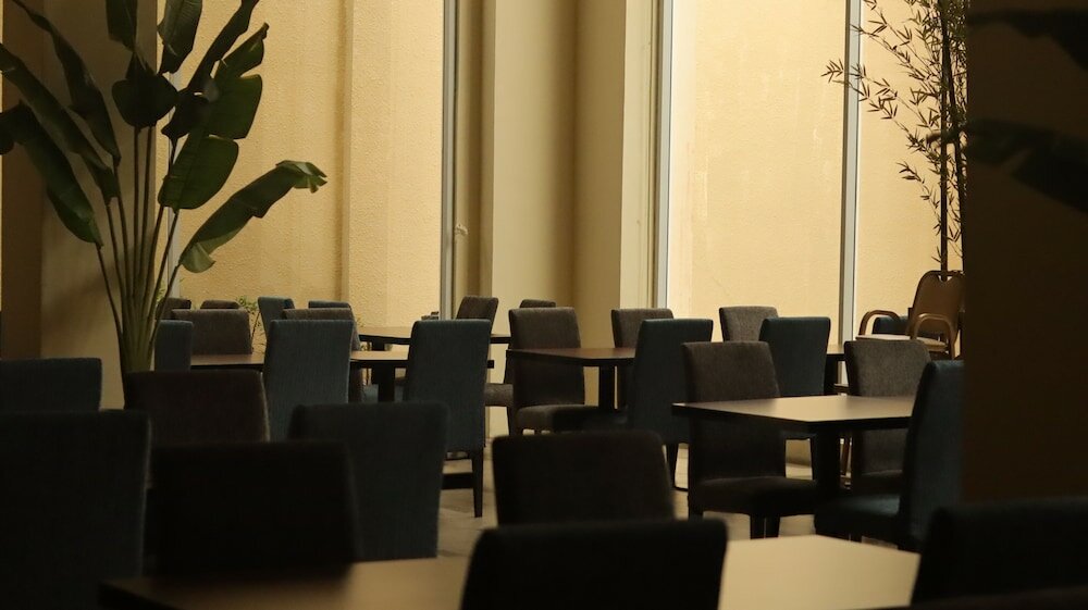 Фото Harmoni One Convention Hotel & Service Apartments