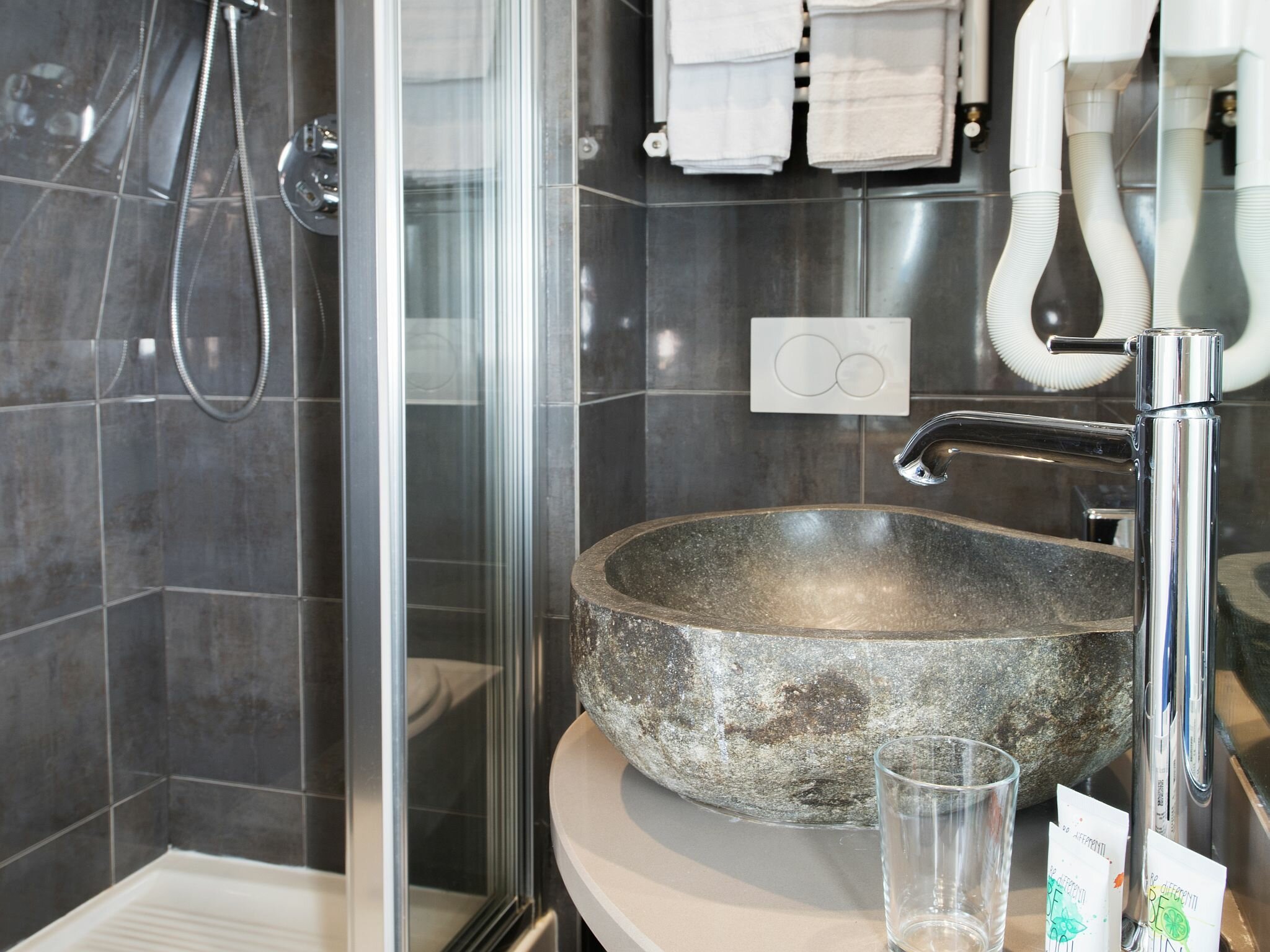 Фото Hotel France Eiffel