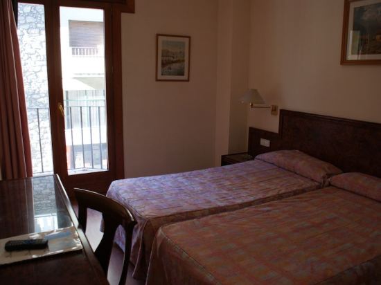 Фото Hotel Sant Jordi by Alegria