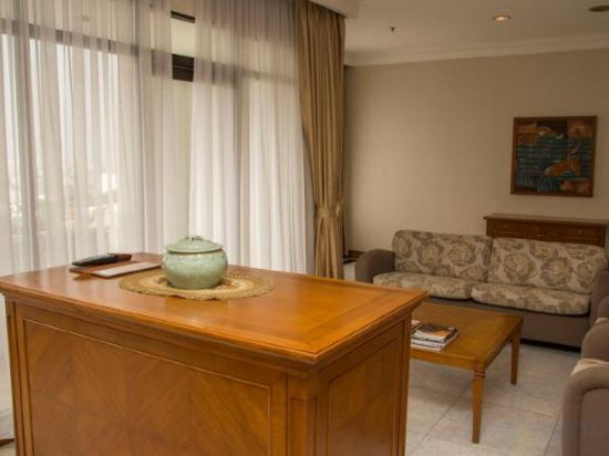 Фото Grand Hotel Preanger