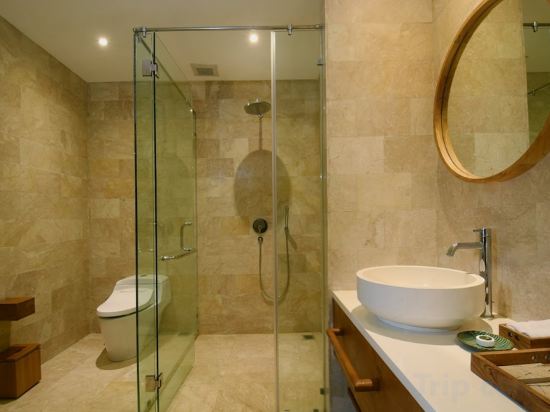 Фото Japa Suites & Villas