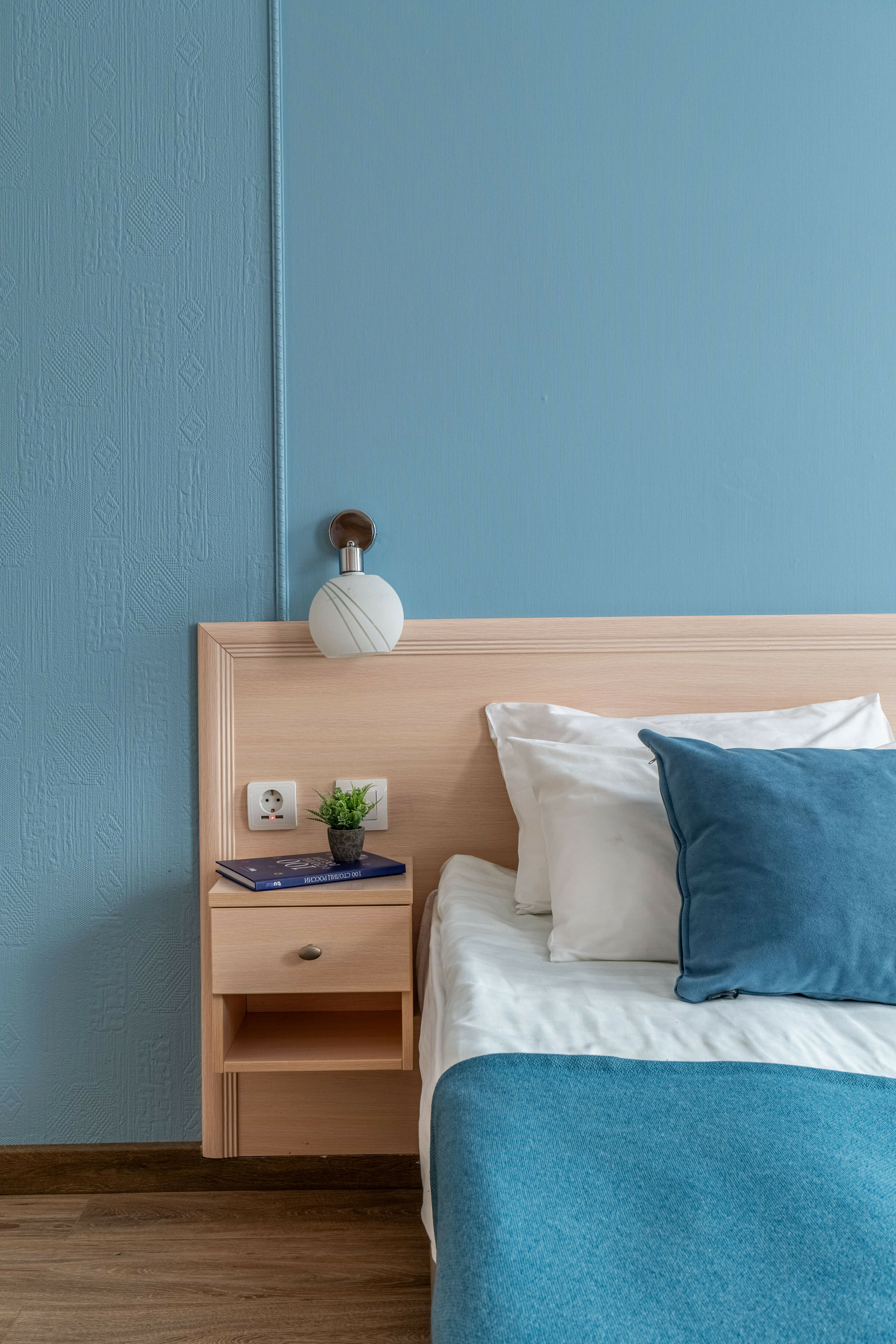 Фото Грифон