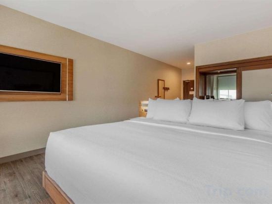 Фото Cambria Hotel Richardson - Dallas