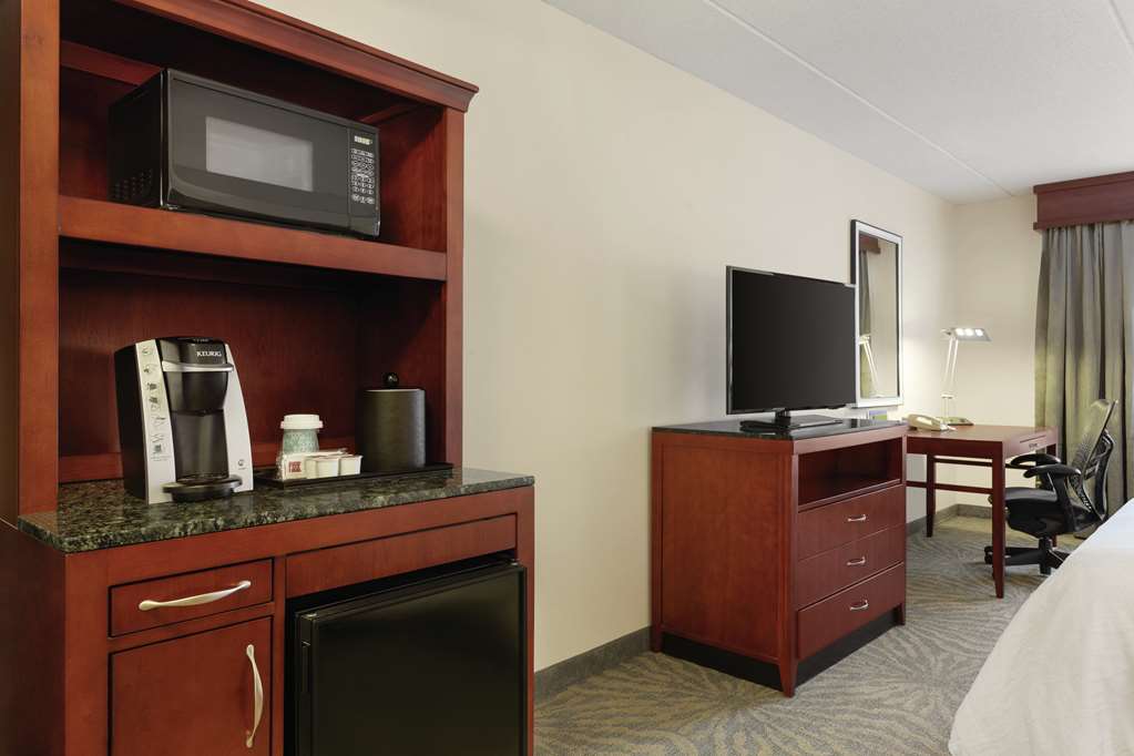 Фото Hilton Garden Inn Shelton