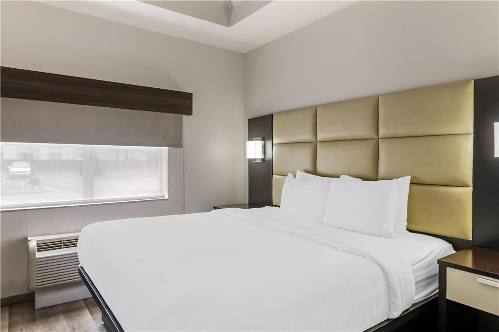 Фото Best Western Plus Jfk Inn & Suites