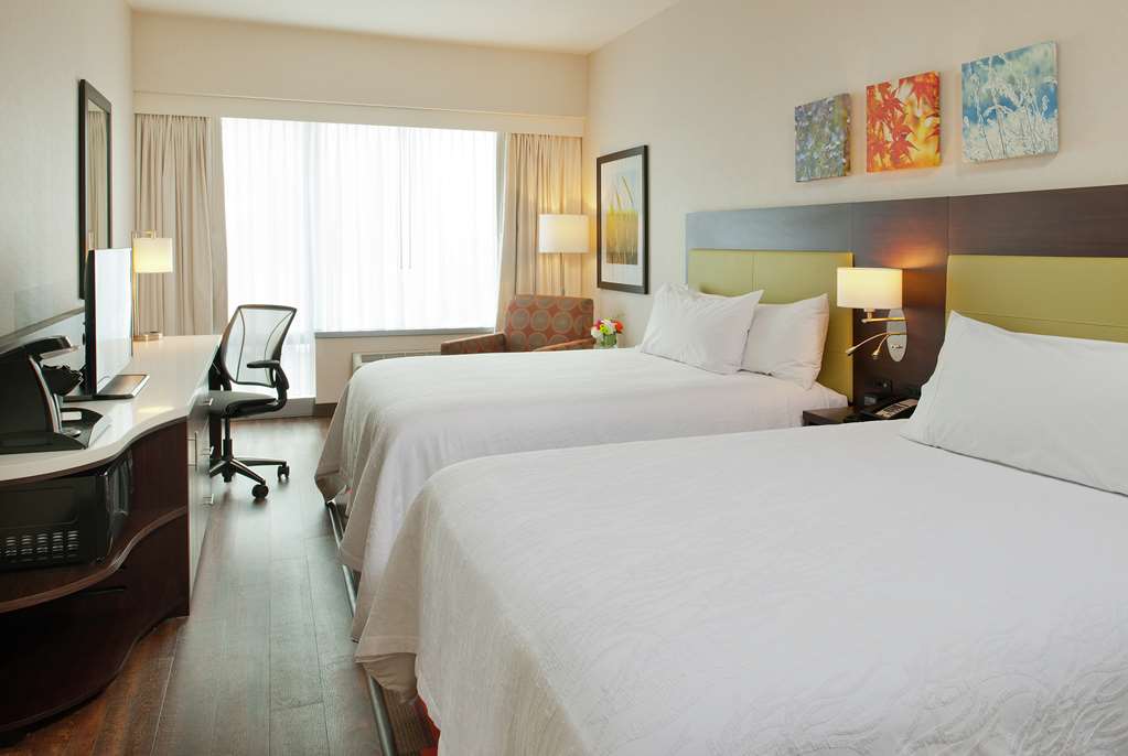 Фото Hilton Garden Inn Pittsburgh Downtown