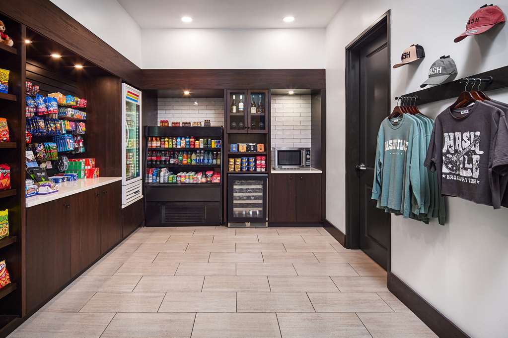 Фото Hilton Garden Inn Nashville Downtown/Convention Center