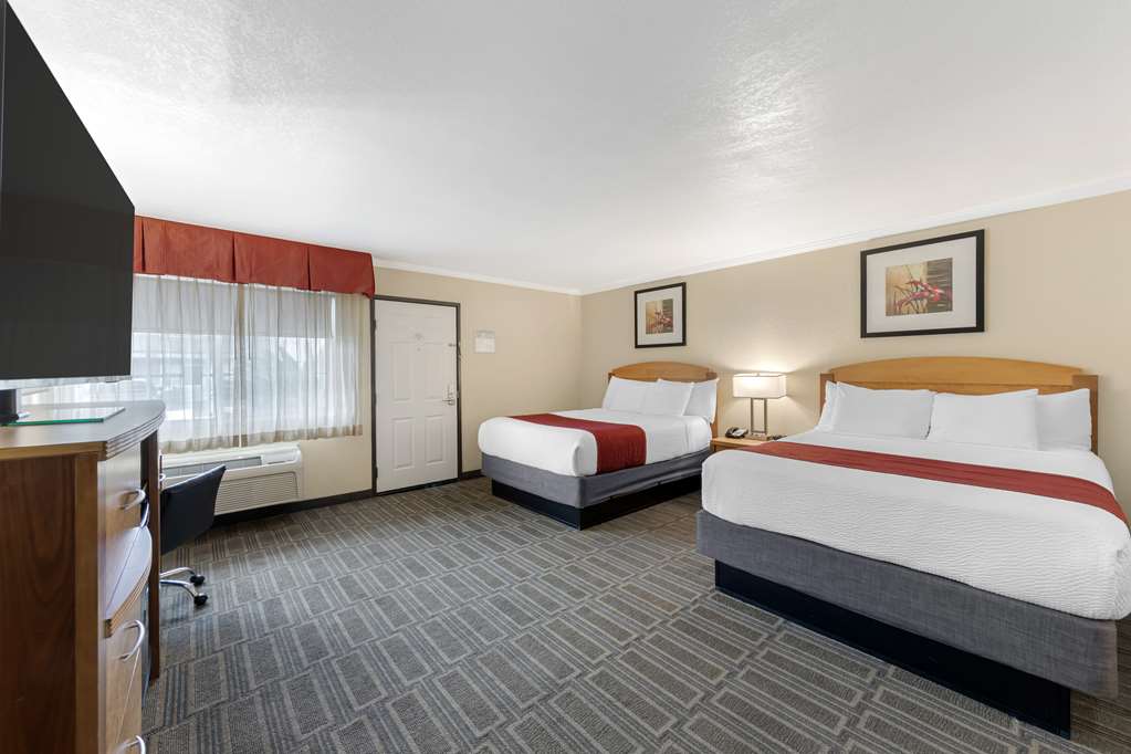 Фото Best Western Plus Ontario Airport & Convention Center