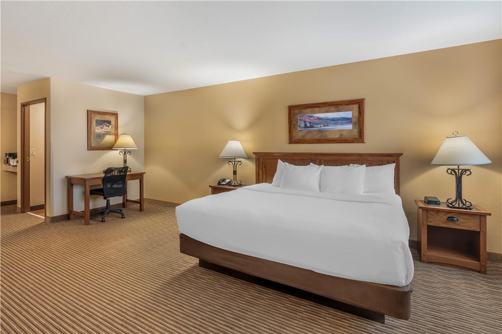 Фото Best Western Plus Kelly Inn & Suites