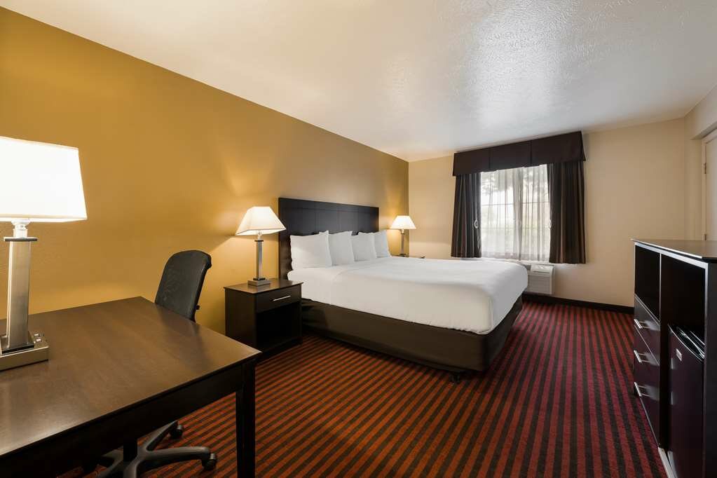 Фото Best Western Salinas Valley Inn & Suites