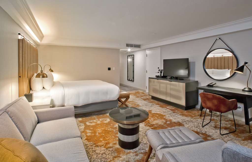 Фото The Inn at Saratoga, Tapestry Collection by Hilton