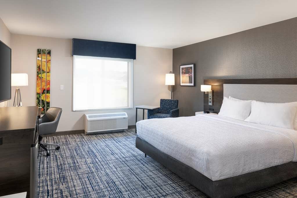 Фото Hampton Inn & Suites Manteca