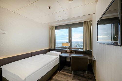 Гостиница Park Inn by Radisson Berlin Alexanderplatz в Берлине