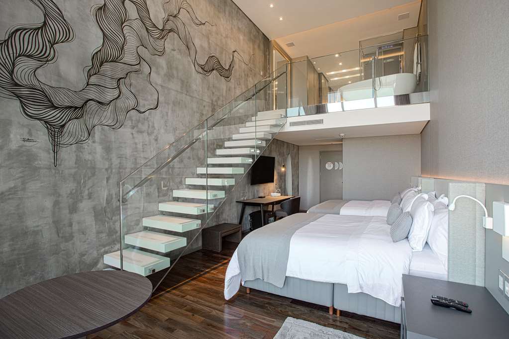 Фото Suryaa Hotel Pinhais, Curio Collection by Hilton