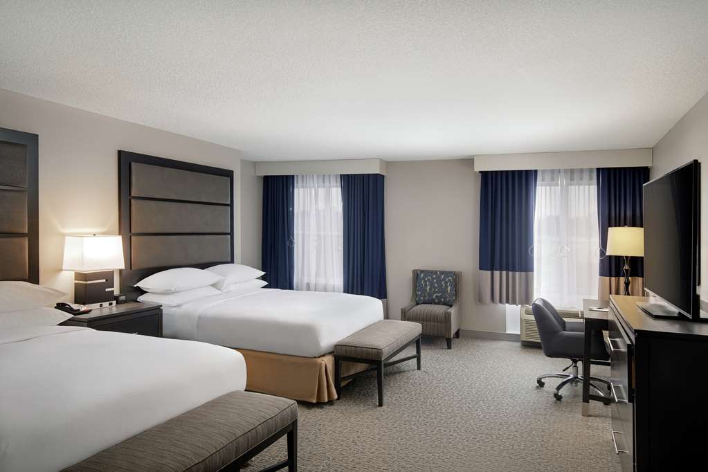 Фото DoubleTree by Hilton Richmond Airport