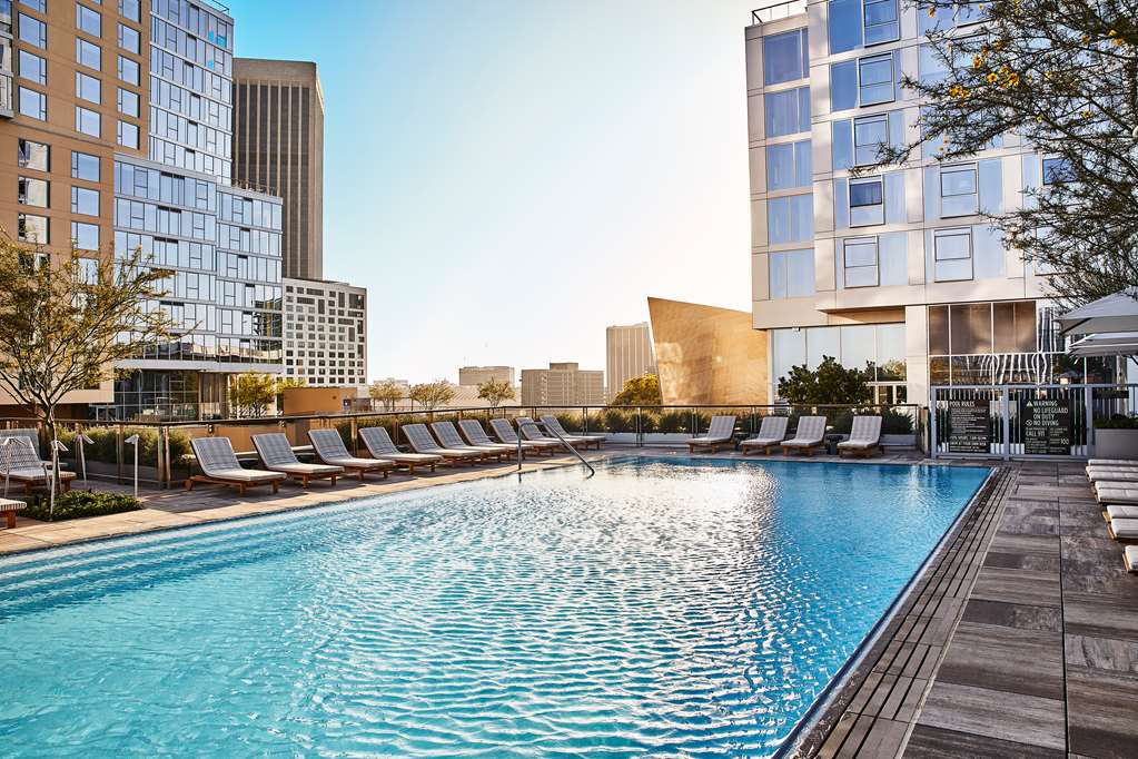 Фото Conrad Los Angeles