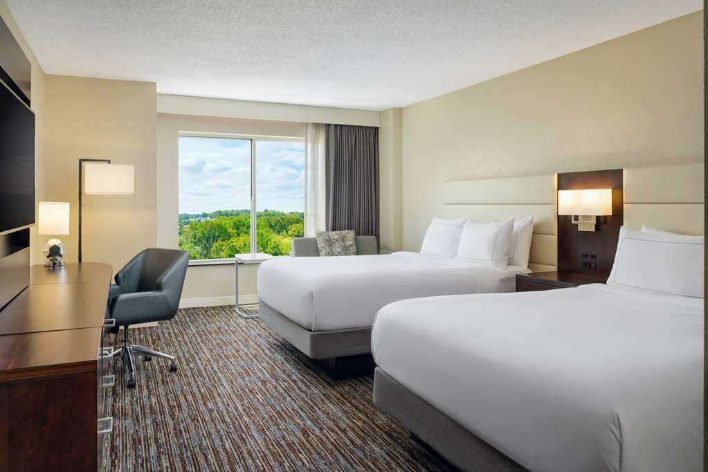 Фото DoubleTree by Hilton Greensboro