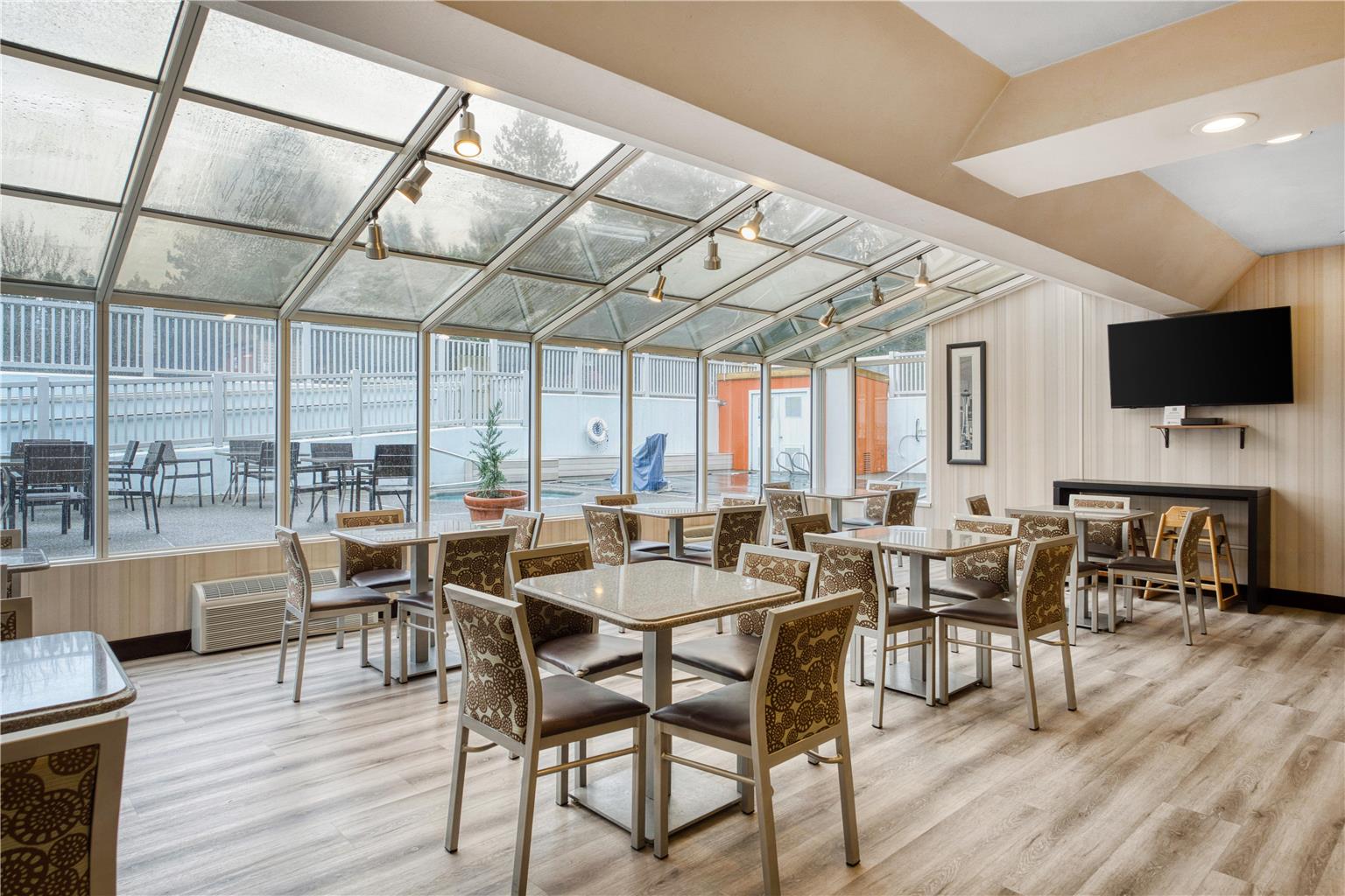 Фото Best Western Alderwood