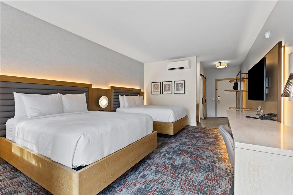 Фото Hotel DeNovo