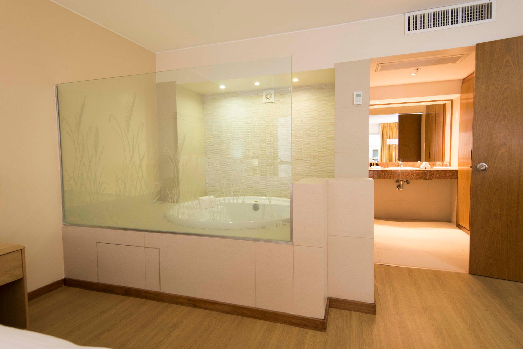 Фото Holiday Inn Montevideo, an Ihg Hotel