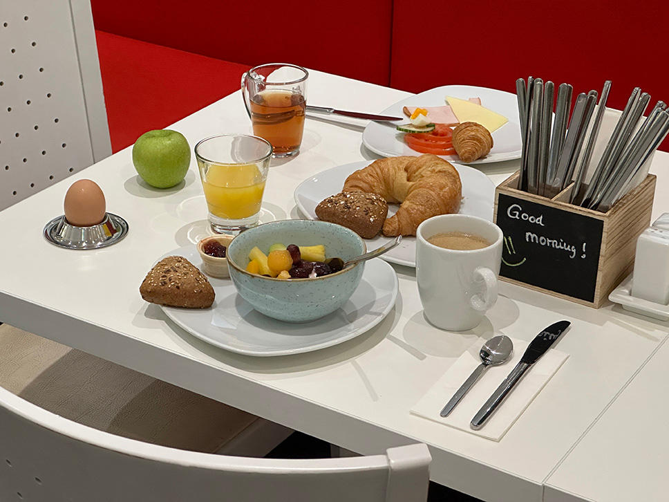 Фото Wyndham Garden Düsseldorf City Centre Königsallee