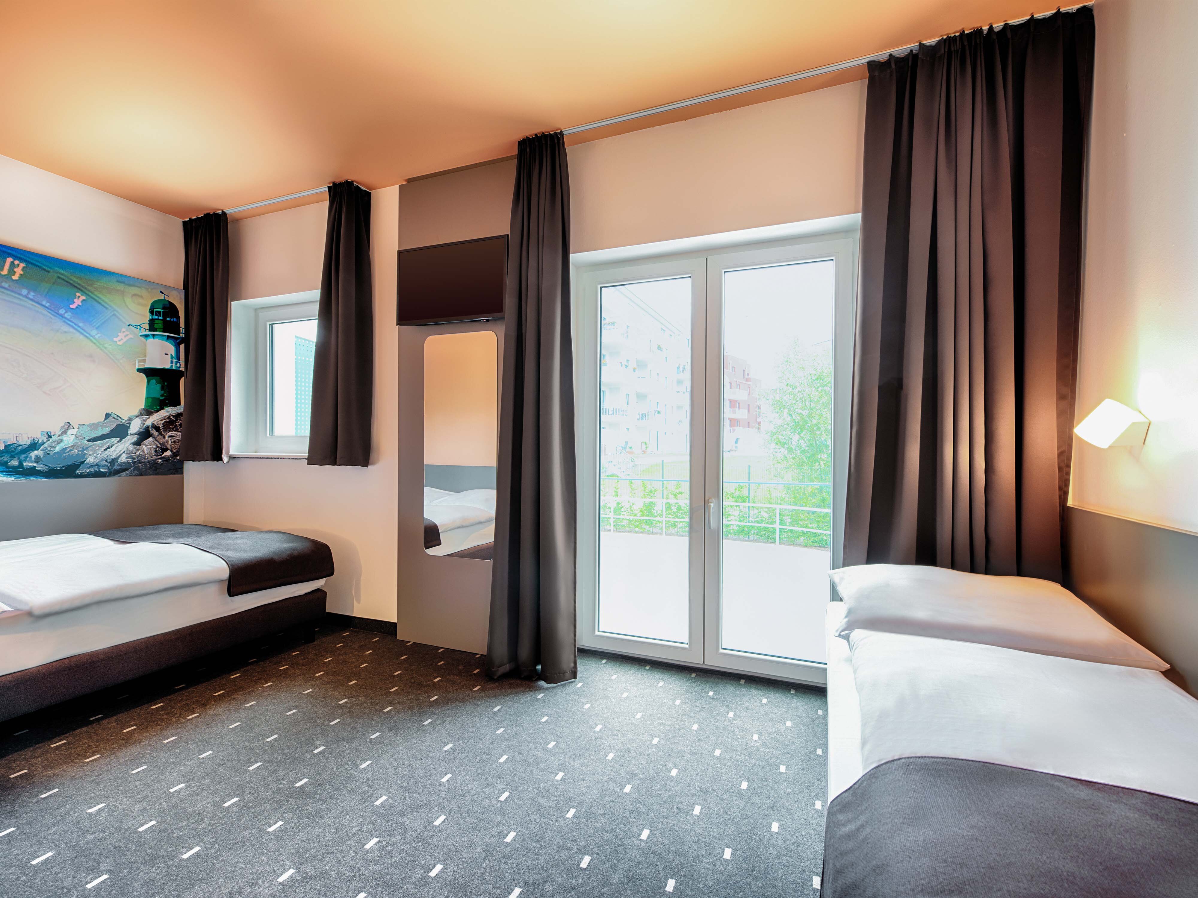 Фото B&b Hotel Rostock-Hafen