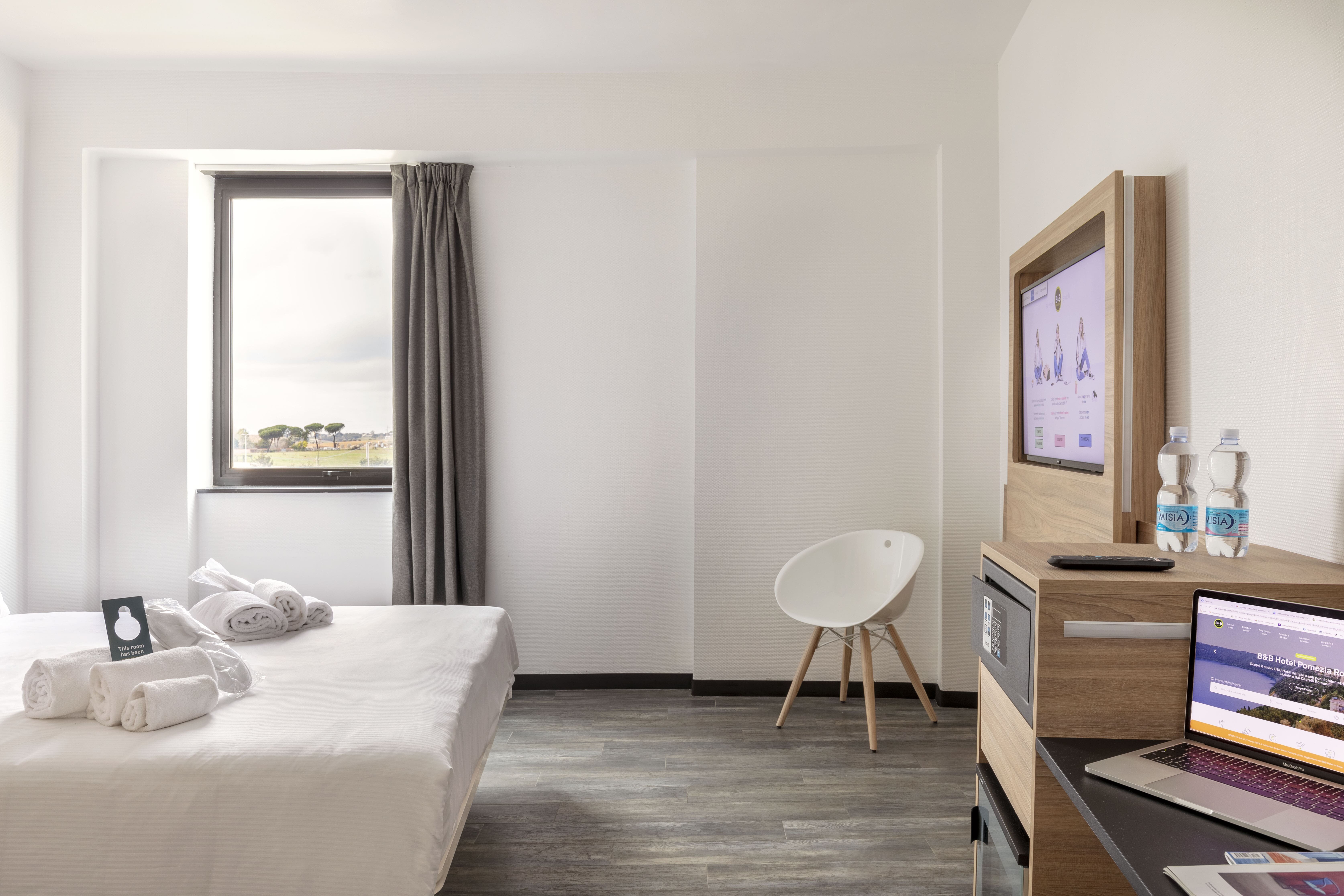 Фото B&b Hotel Pomezia Roma