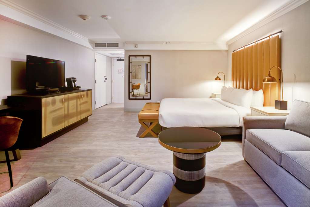 Фото The Inn at Saratoga, Tapestry Collection by Hilton