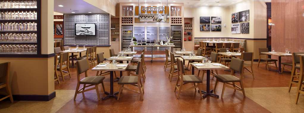 Фото The Verve Hotel Boston Natick, Tapestry Collection by Hilton