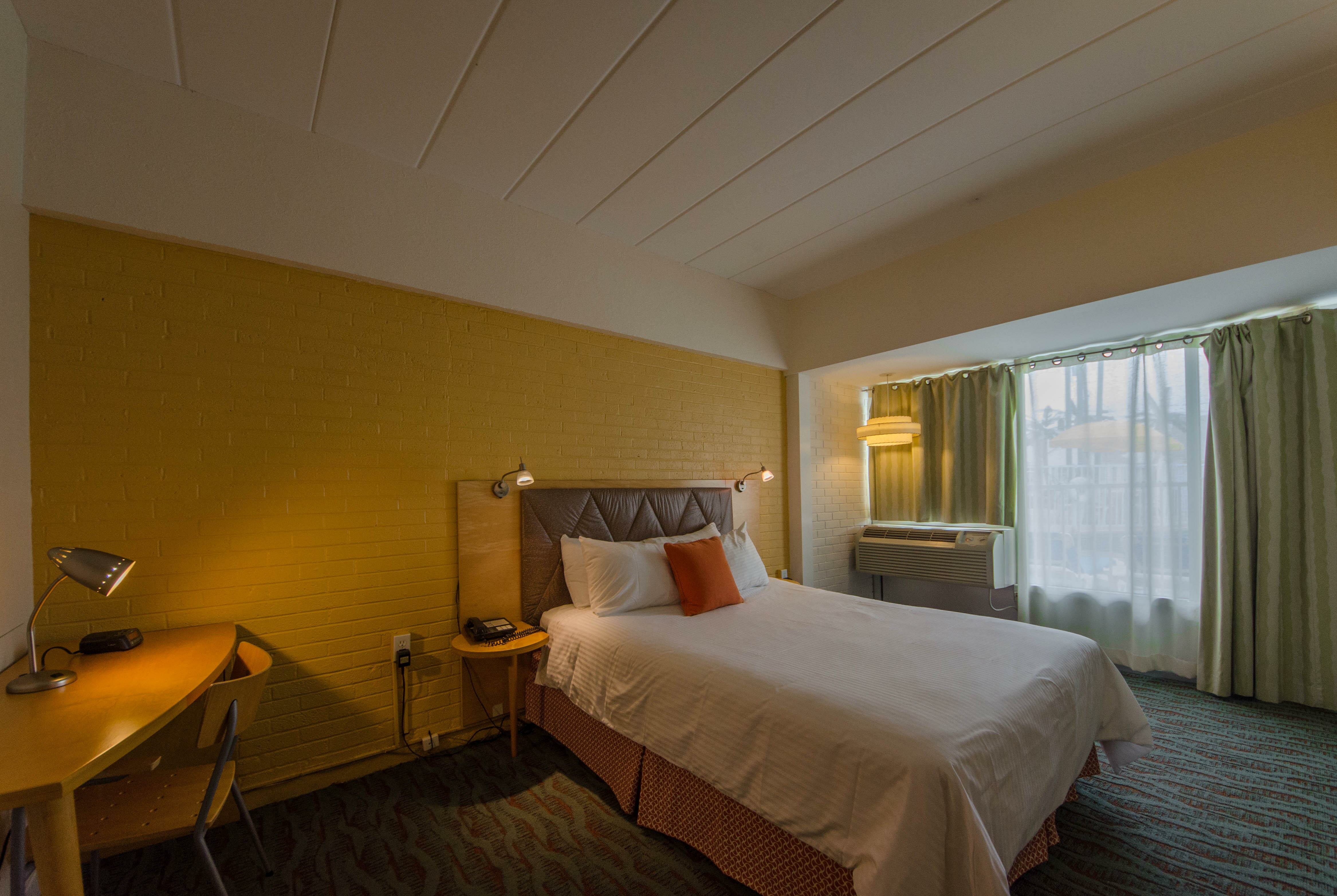 Фото Starlux Hotel