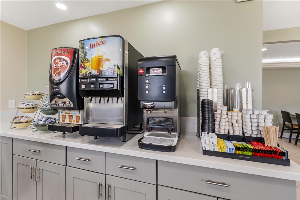 Фото Best Western Plus La Mid Town Hotel