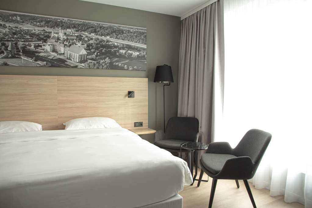 Фото Park Inn by Radisson Vilnius Airport Hotel & Conference Centre