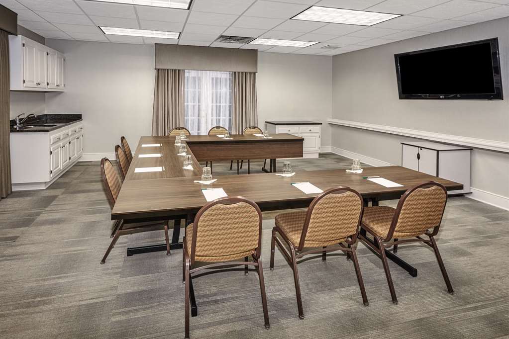 Фото Homewood Suites by Hilton Indianapolis Keystone Crossing