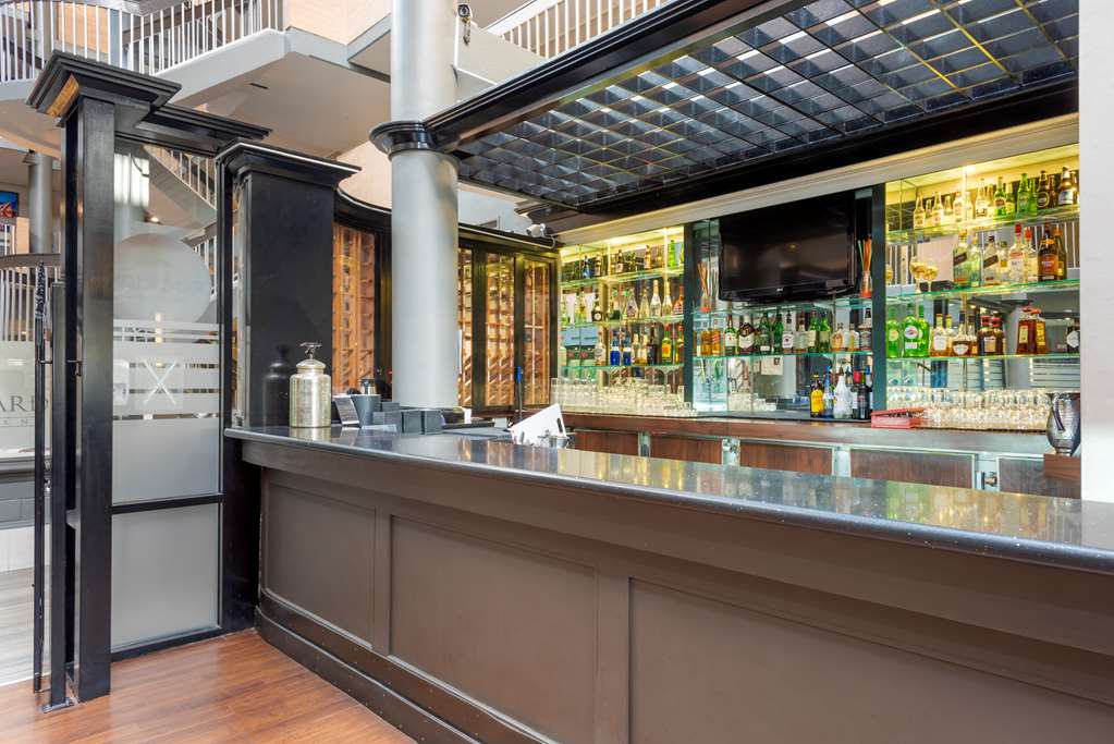 Фото Best Western Plus Village Park Inn