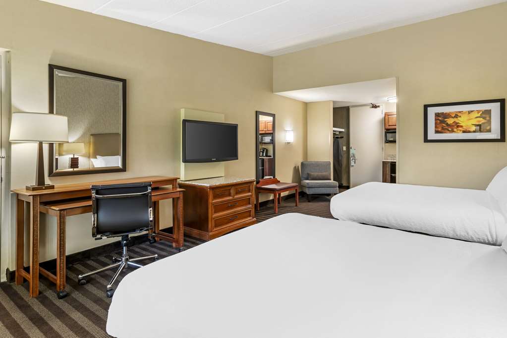 Фото Best Western Springfield Hotel