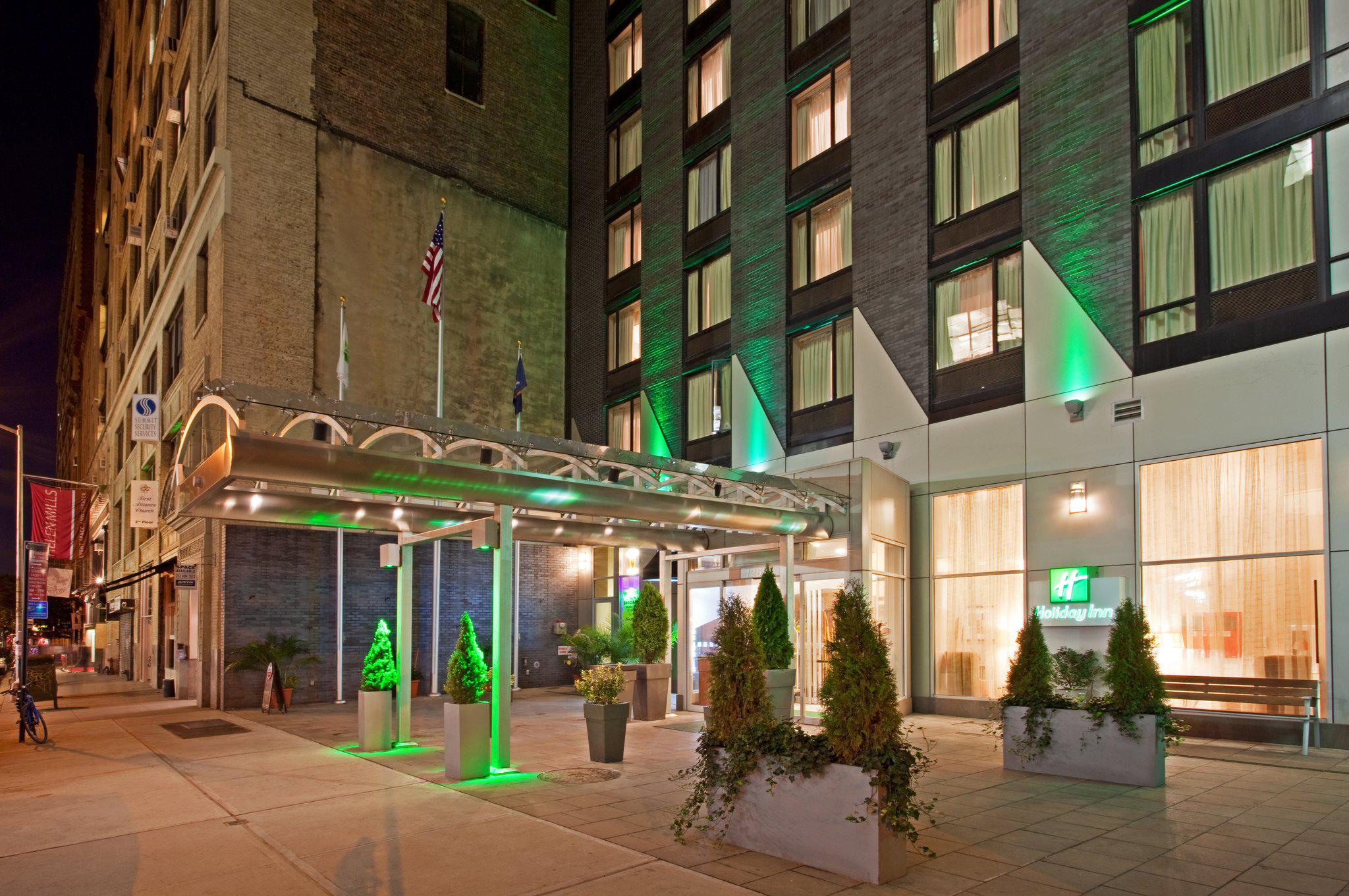 Фото Holiday Inn Manhattan 6th Ave Chelsea by IHG
