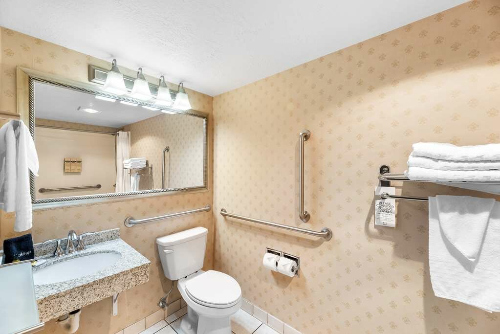 Фото Best Western Plus Abbey Inn