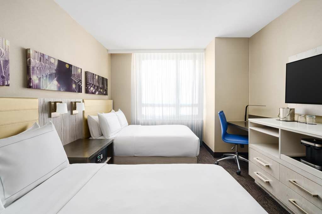 Фото DoubleTree by Hilton New York Times Square West