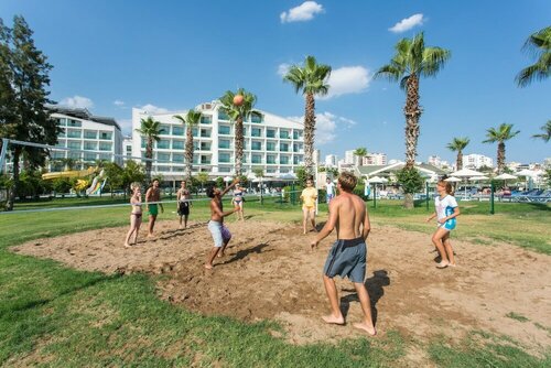 Гостиница Falcon Hotel в Анталье