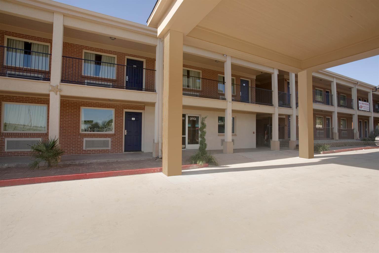 Фото Americas Best Value Inn Waco