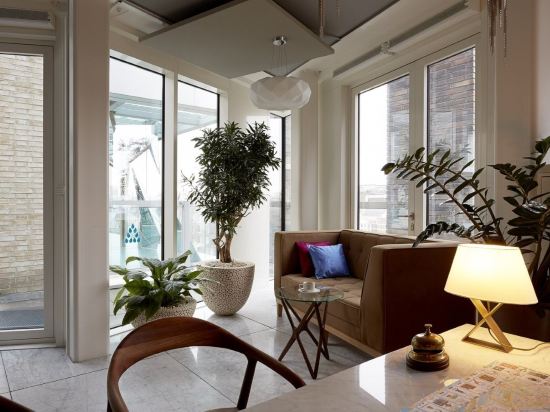 Фото Amadi Park Hotel