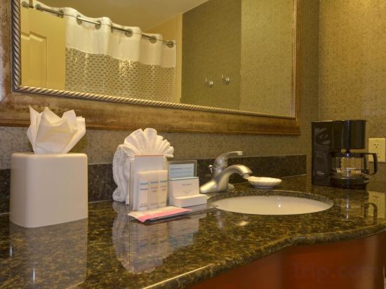 Фото Hampton Inn Bryant