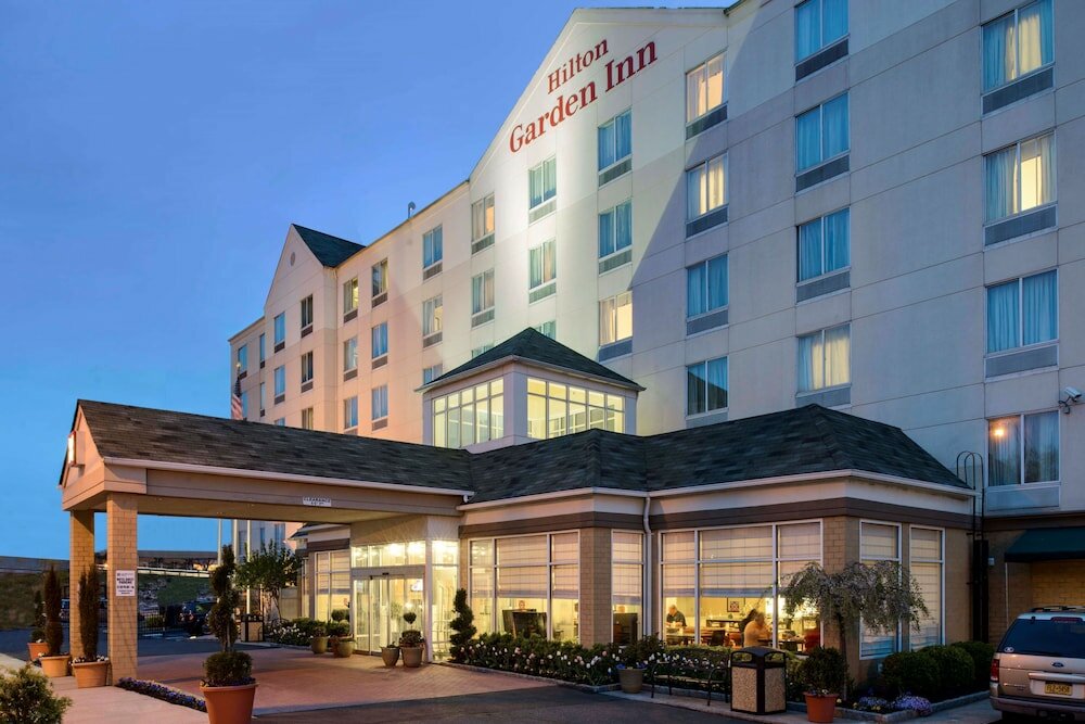 Фото Hilton Garden Inn Queens/JFK Airport