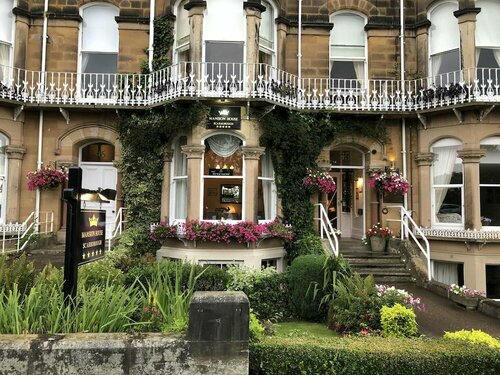 Внешний вид отеля Mansion House в Скарборе, фото 1