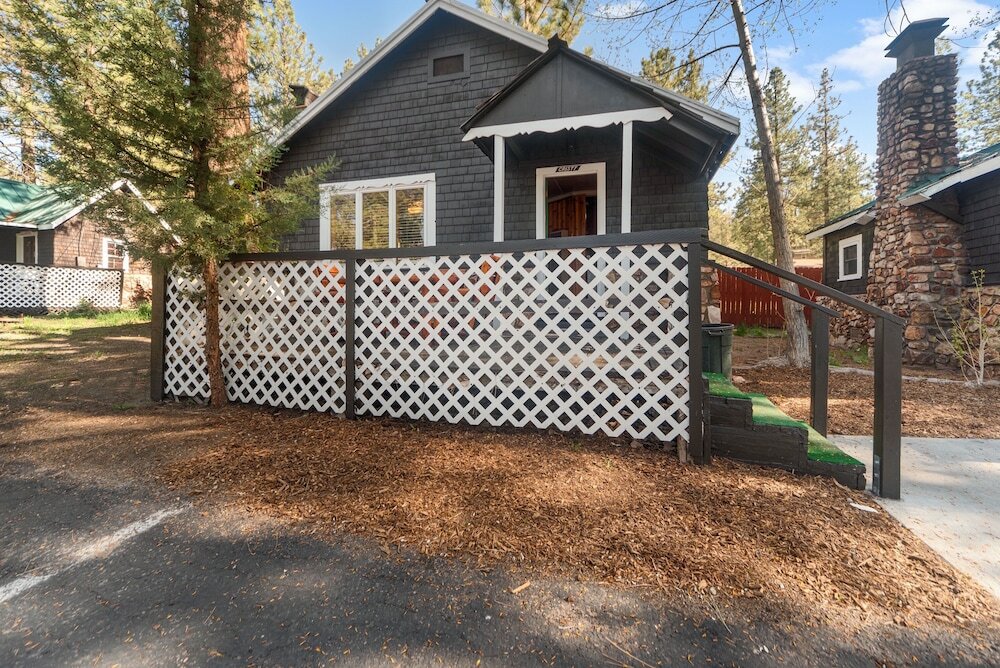 Фото Black Forest Lodge And Cabins