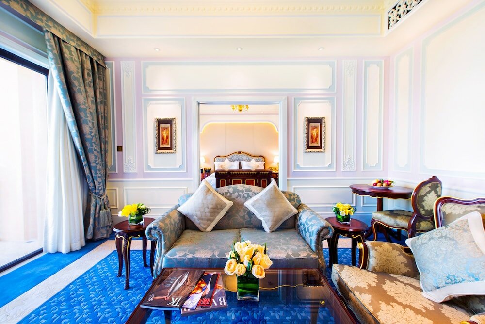 Фото Legend Palace Hotel